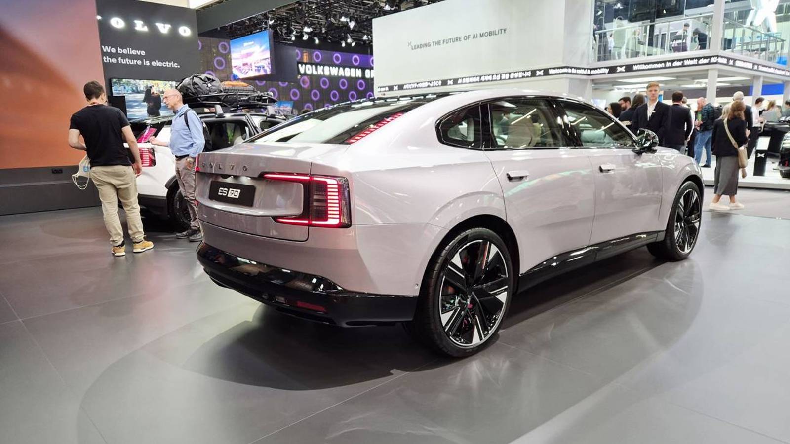 Volvo ES90 and EX90 launch in Japan — flagship EVs priced to match