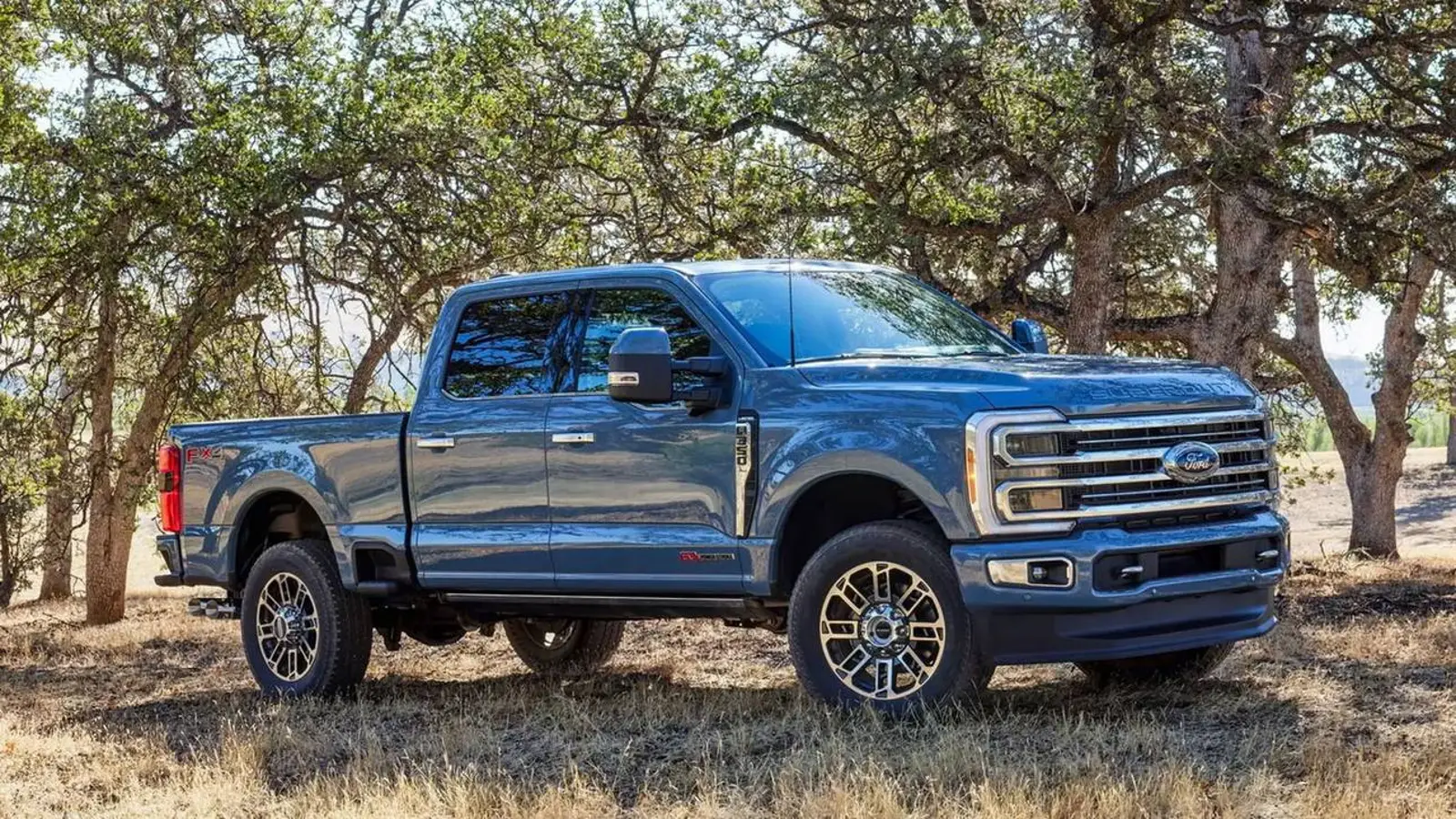 2026年型 Ford F-350の価格徹底解剖：プラチナムと高額オプションで総額10万ドル超の道のり