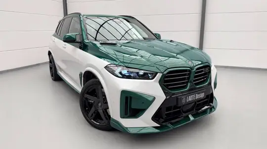 BMW X5M Competition bekommt ein Trockencarbon-Widebody von LARTE Design — 13 Teile, TÜV, Montage in 6 Stunden