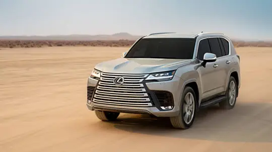 Lexus LX 2027 kostar från 109 050 dollar — F SPORT blir 1 860 dollar dyrare i USA