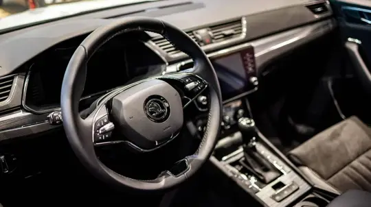 스코다 옥타비아 PHEV 2027년 귀환, 204마력 하이브리드 성능