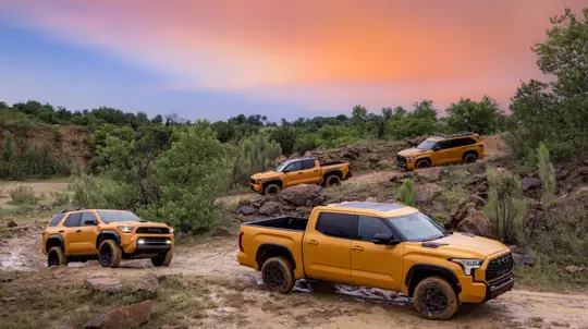 Új TRD Pro színek a Toyotánál: Honeycomb a Tundrának, Sequoiának és Tacomának, Hot Honey csak a 4Runnernek
