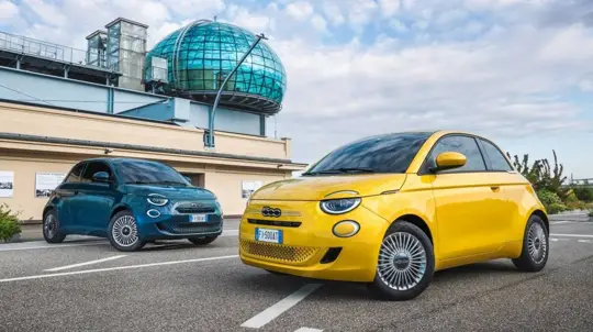 Fiat valmistelee suurta 500e-uudistusta palauttaakseen sähköisen kaupunkiautonsa kilpailuun