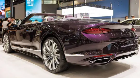 Bentley erweitert Werk in Crewe: Technologiezentrum für EVs