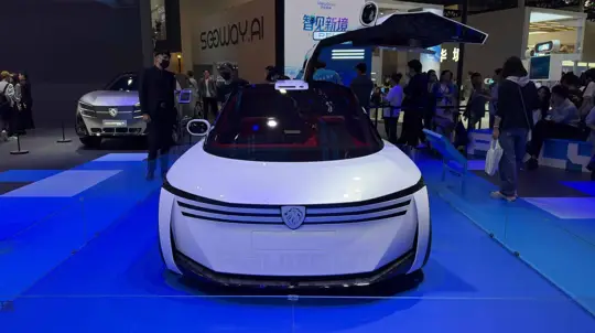 Peugeot Polygon debytoi Aasiassa Pekingissä