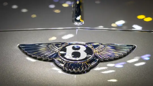 Bentley's first electric SUV spied at Nürburgring with Porsche Cayenne Electric underpinnings
