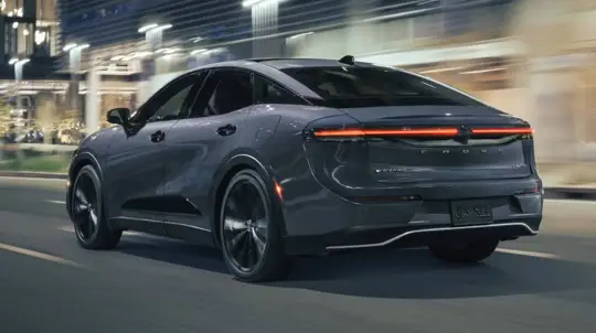 Toyota Crown Crossover 2027 facelift revealed — cleaner two-tone rear and red brake calipers ahead of a September Japan launch