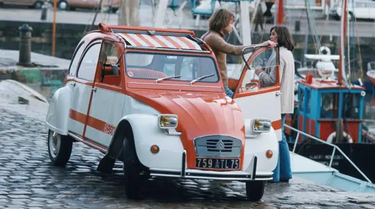 시트로엥 2CV 부활, 합리적인 가격 전기차로 돌아온다
