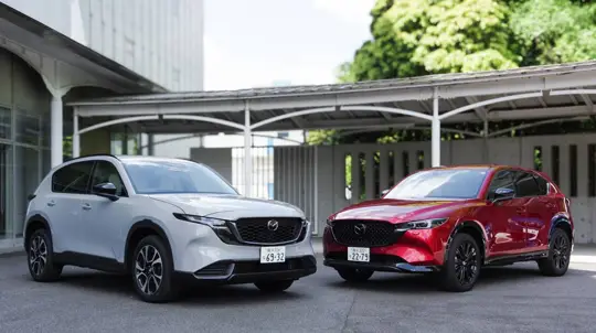 El Mazda CX-5 de tercera generación llega al mercado japonés: más grande y con Google integrado
