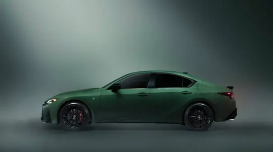 Lexus IS 350 Modelljahr 2027 startet bei 47.545 Dollar und behält den V6