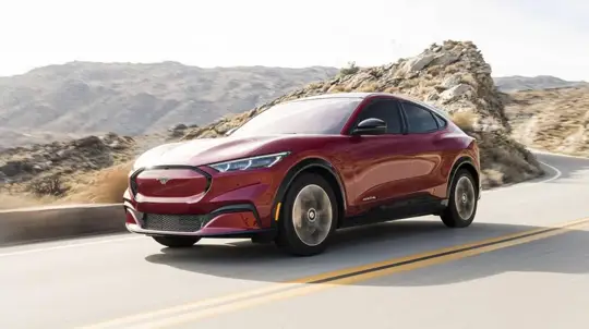 Ford ruft alle Mustang Mach‑E in Europa wegen Türen zurück