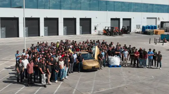 Tesla Cybercab får egen nikkelkatode mens mer av batteriproduksjonen flyttes til Texas
