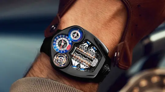 Jacob & Co Bugatti Tourbillon rannekkeet: V16-moottori ranteessa