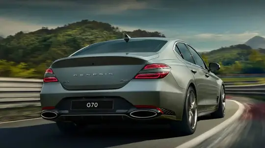 El Genesis G70 2027 podría perder el V6 por completo — la NHTSA y la EPA solo listan el 2.5T