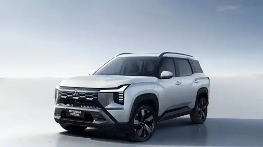 Mitsubishi Pajero palaa - uusi SUV haastaa Toyotan Land Cruiserin