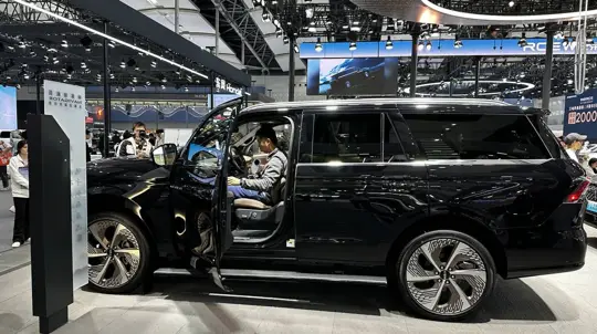 Ford llama a revisión cerca de 420.000 Expedition y Navigator por fallo en los cinturones