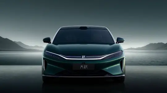 BYD Da Han, berlina ammiraglia: 1008 km di autonomia CLTC e 764 CV prima dell’avvio dei preordini del 21 agosto