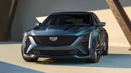 Cadillac CT5 2026: Premium Luxury ilman V6:ta – 2,0T vakiona