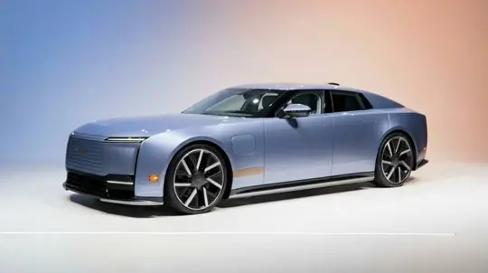 Jaguar Type 01 се появи преди премиерата в Ню Йорк с над 1000 к.с.