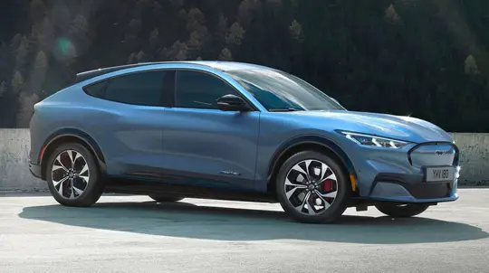 Ford Mustang Mach‑E 2026: neue Griffe GT California Special