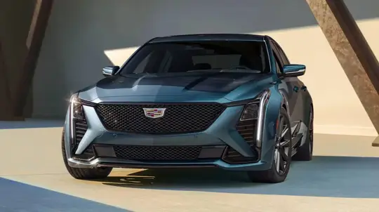 Cadillac CT5 2026 Japanissa: päivitetty sedan premium-segmentille