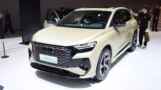 IIHS: Audi Q4 e-tron epäonnistui uusitussa törmäystestissä