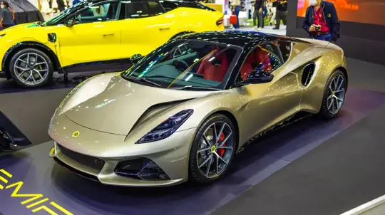 Lotus Emira abandona los V6 de Toyota y AMG por un nuevo V6 híbrido de Horse