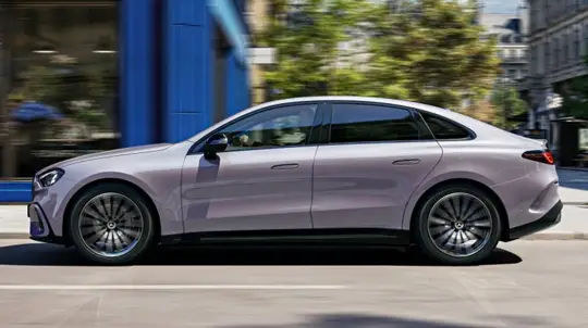 Mercedes Clase C EQ abre pedidos: la marca arranca con la versión C 400 4Matic de 490 CV a 67.700 euros