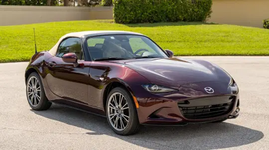 Mazda MX-5 Miata 35th Anniversary se vendió en subasta por encima de su precio original