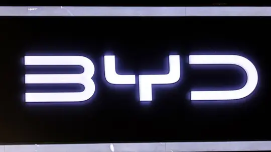 BYD Seal 06 DM-i 2027 obećava 2370 km ukupnog dometa — ali brojka krije važan detalj