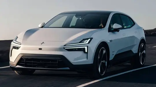 El Polestar 4 pasa a llamarse Polestar 4 Coupé: nuevo nombre, chasis afinado, mismas mecánicas