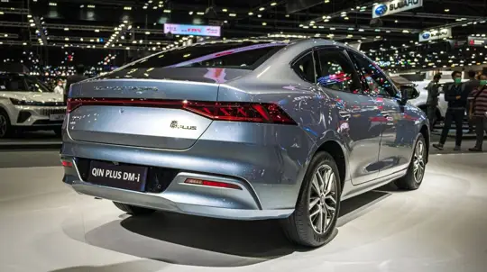 BYD Qin PLUS DM‑i -hybridit: laaja akkuvikojen takaisinkutsu