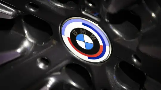 본햄스 경매서 낙찰된 BMW Z3 제임스 본드 에디션, 24,640유로·니먼 마커스 한정 희소 스페셜