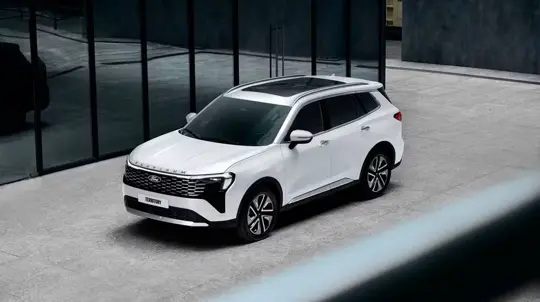 La Ford Territory Platinum costa 916 milioni di dong in Vietnam — 1558 dollari in più della Titanium X