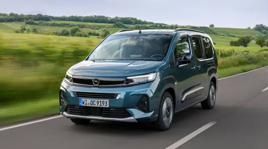 El Opel Combo ya desde 26.590€ — la versión de gasolina, más barata que el diésel y el eléctrico