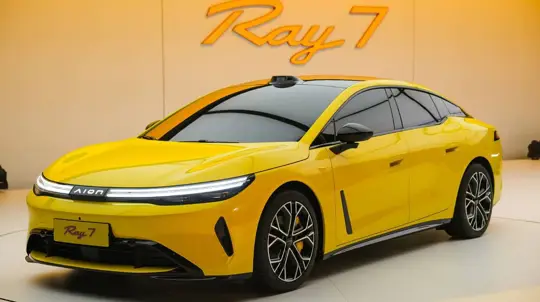 GAC Aion Ray 7: ny elektrisk sedan utlovar 700 km räckvidd och Huawei EMB-bromsar