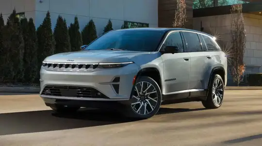 Chrysler roept Jeep Wagoneer S en Dodge Charger Daytona EV terug om softwarefout in instrumentenpaneel