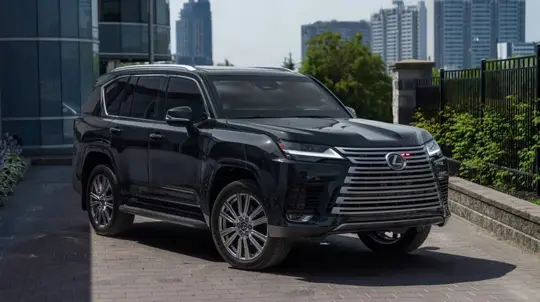 Miami Armored presenta un Lexus LX 700 blindado capaz de aguantar disparos de AK-47 y granadas