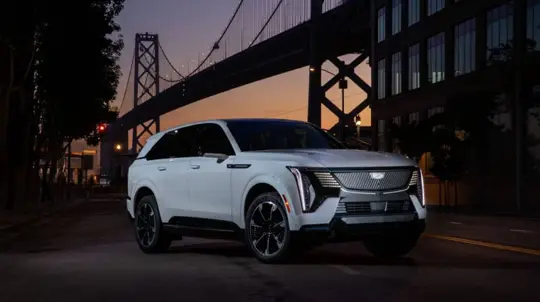 Cadillac Escalade IQ 2026: GM zegt dat camera’s en apart klimaatscherm veel indruk maken