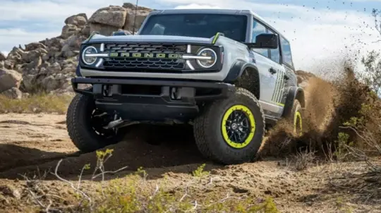 포드 브롱코 RTR 공개: 2026년 오프로드 SUV 신모델 소개