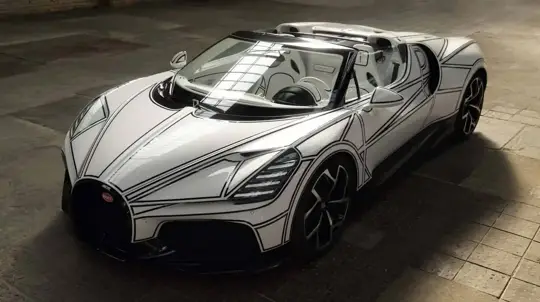 Bugatti W16 Mistral Blanc Éternel: la one-off con veri inserti in porcellana