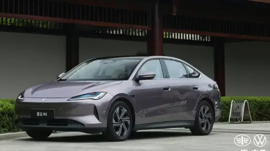 Jetta M6 electric sedan starts at 80,800 yuan as Volkswagen keeps every version below 100,000