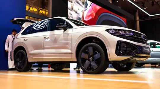 Volkswagen ja Porsche kutsuvat 34 424 Touaregia ja Cayennea takaisin päästöongelman vuoksi