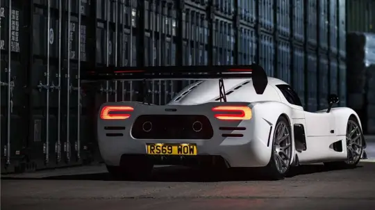 953 kg, 700 beygir gücü ve 195.000 dolar: Peregryn GT-R, ZR1'e meydan okuyor