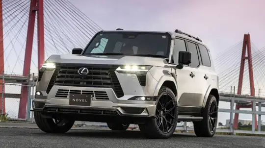 NOVEL geeft de Lexus GX550 voor 507.100 yen een bodykit en laat de V6 met rust