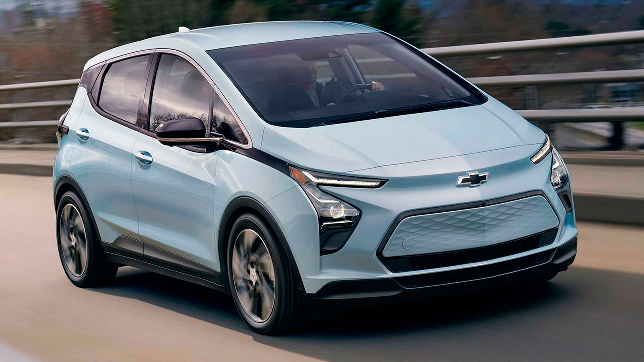 2023-Chevrolet-Bolt-2a