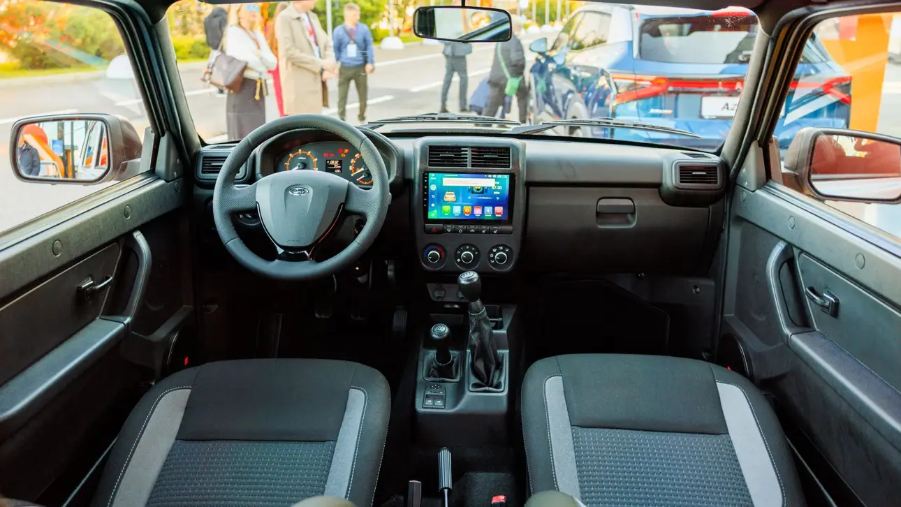 LADA Niva Legend / ПМЭФ-2026