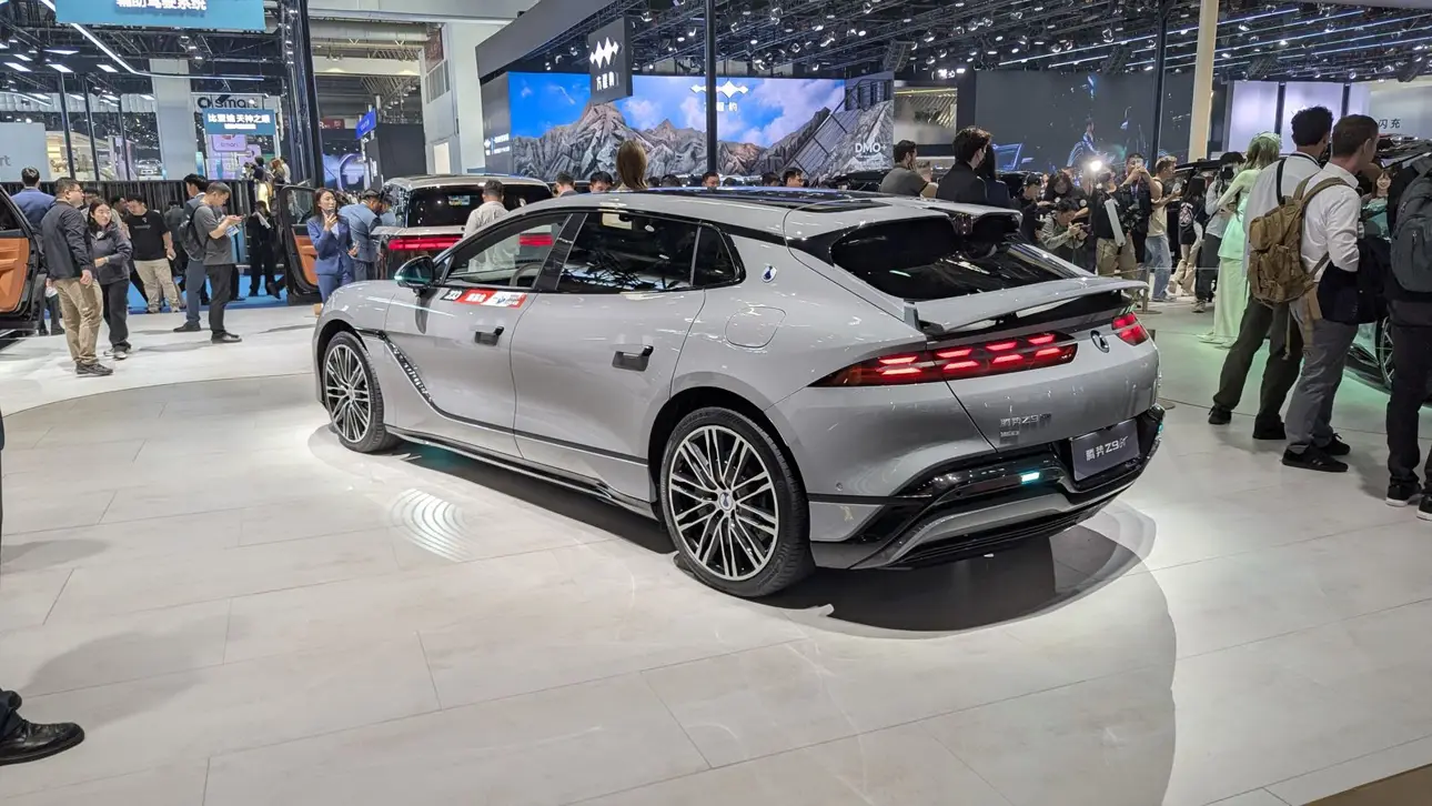 BYD Denza Z9 GT