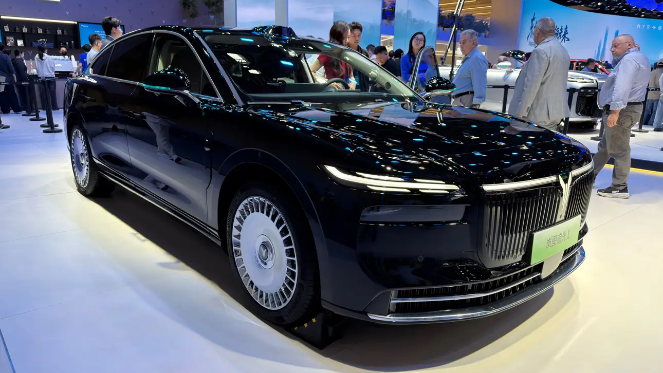 Автосалон в Пекине 2026 / Voyah Taishan