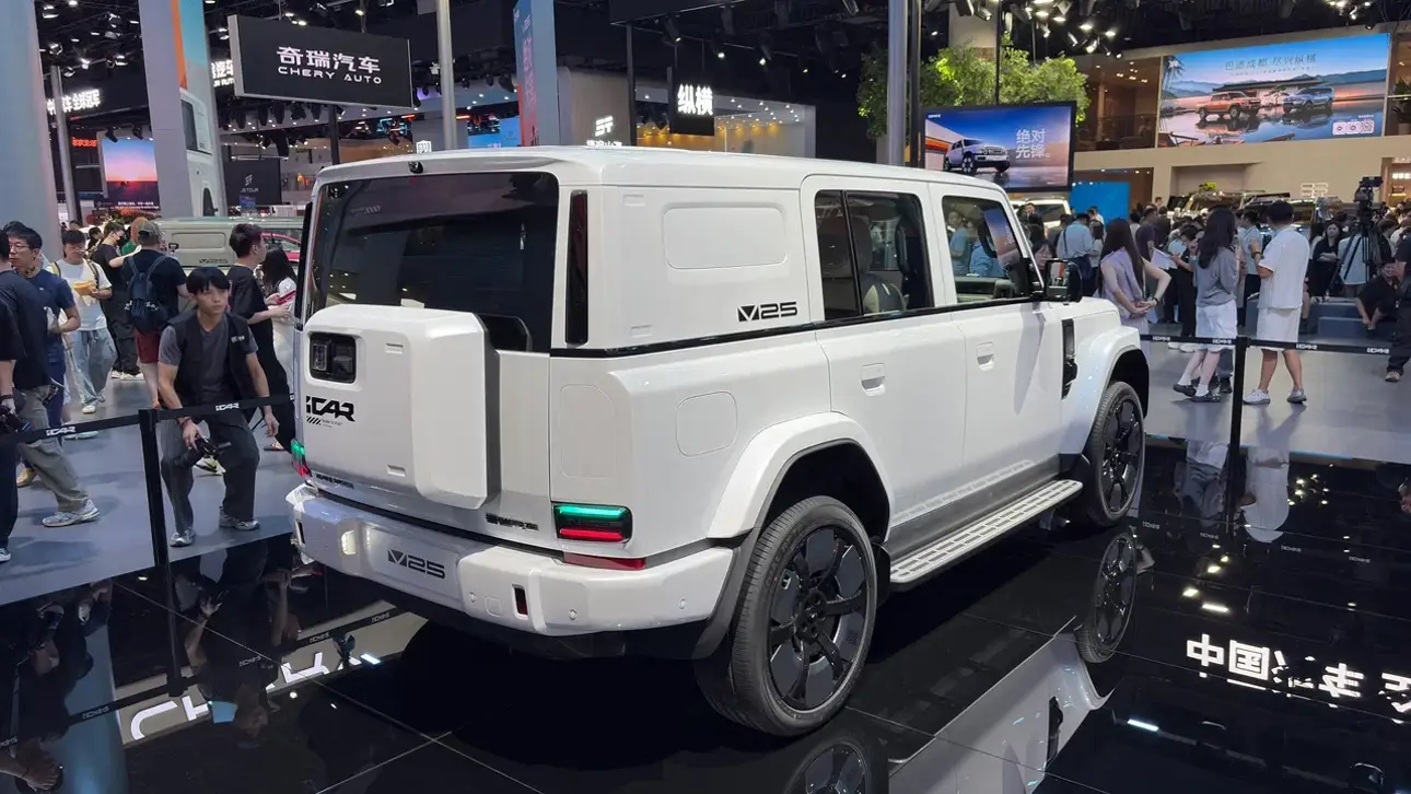 Icar V25